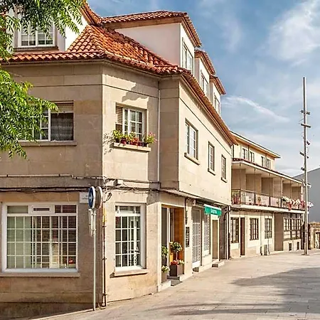 Acola *